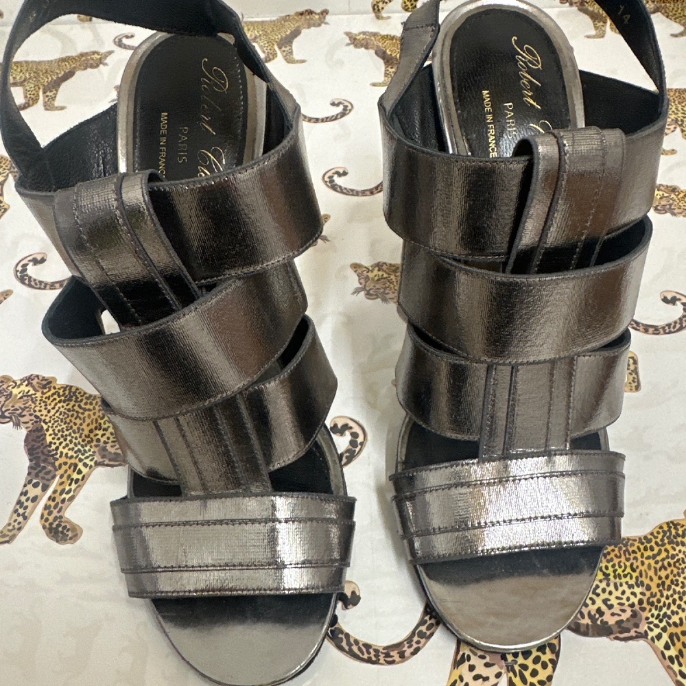 Robert Clergerie strappy silver structural heels - size 38